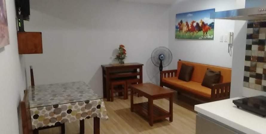 Azure C5 Man-Made Beach Balcony Multiple Units Manila Dış mekan fotoğraf