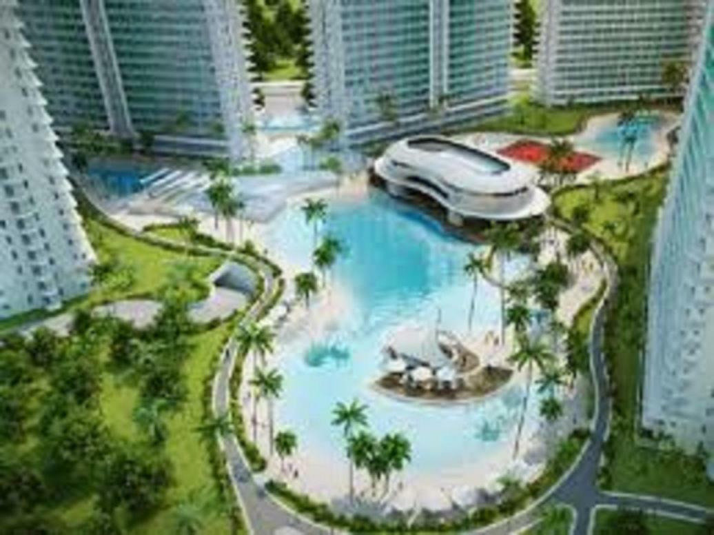 Azure C5 Man-Made Beach Balcony Multiple Units Manila Dış mekan fotoğraf